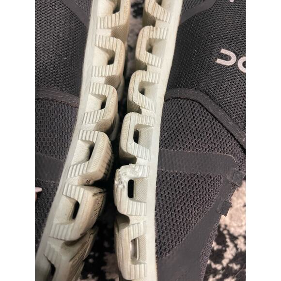 On Running Cloud 5 Sneakers Women's Size 10 - Picture 3 of 7